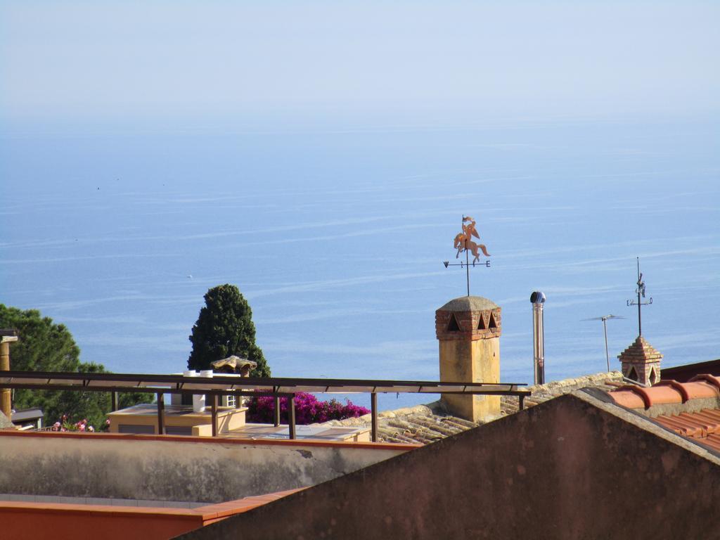 Arche Apartment Taormina Szoba fotó