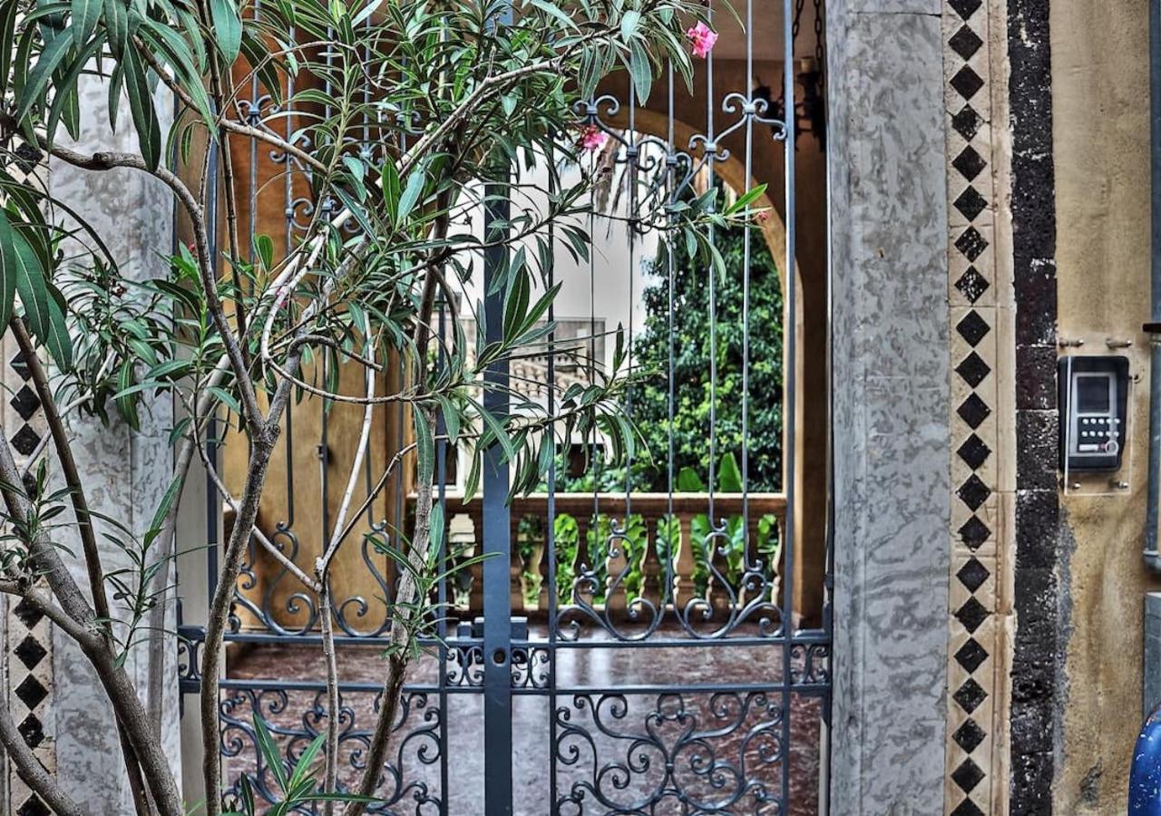 Arche Apartment Taormina Kültér fotó
